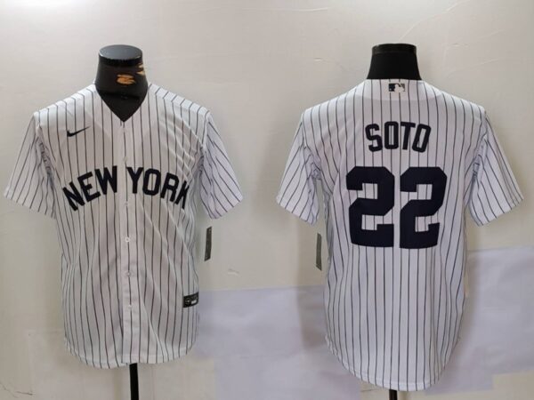 Men's New York Yankees #22 Juan Soto White Cool Base Stitched Baseball Jerseys