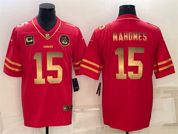 Men's Kansas City Chiefs #15 Patrick Mahomes Red Gold 4-Star C Patch Vapor Untouchable Limited Stitched Jersey